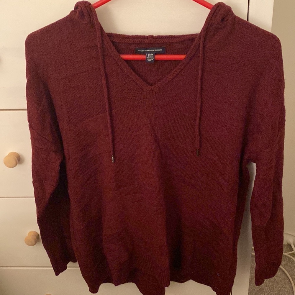American eagle outfitters XS maroon hooded sweatshirt